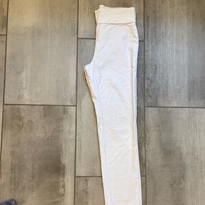 White Stretchy Pants Focus 2000